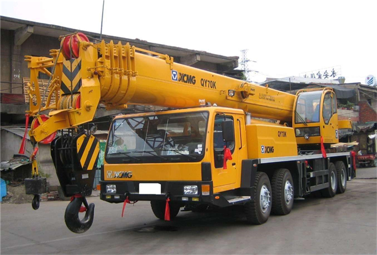 泗洪县吊车出租选择重点