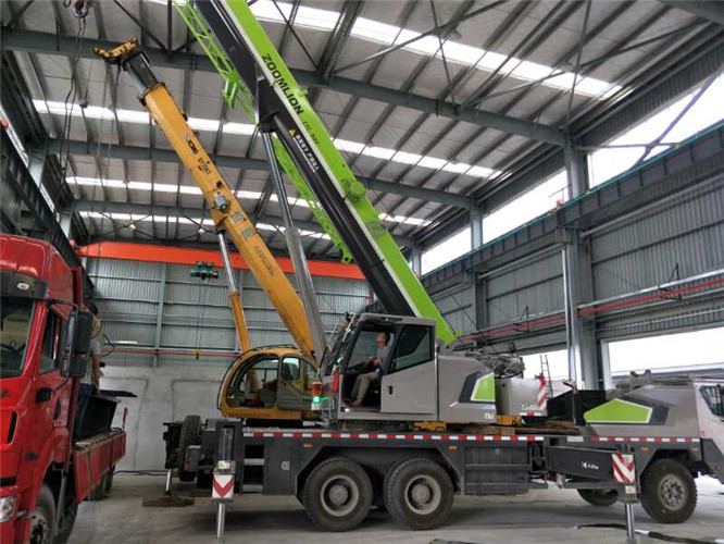 泗洪县高空车出租需要注意哪些安全事项？