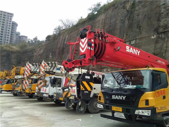 泗洪县吊车出租按什么计费？台班费、单次费、里程费怎么算？